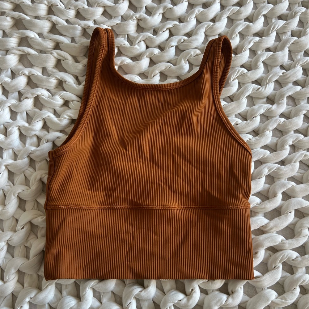 Lululemon power pivot ribbed tank size 4